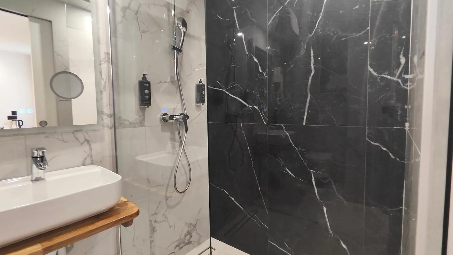 55 Hotel Montparnasse Paris 3*,  France