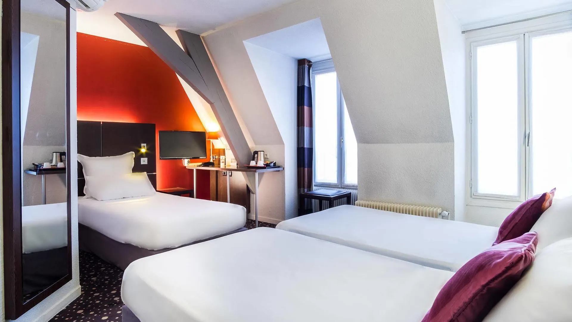55 Hotel Montparnasse Paris 3*,  France