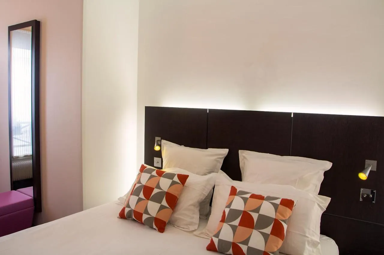 55 Hotel Montparnasse Paris