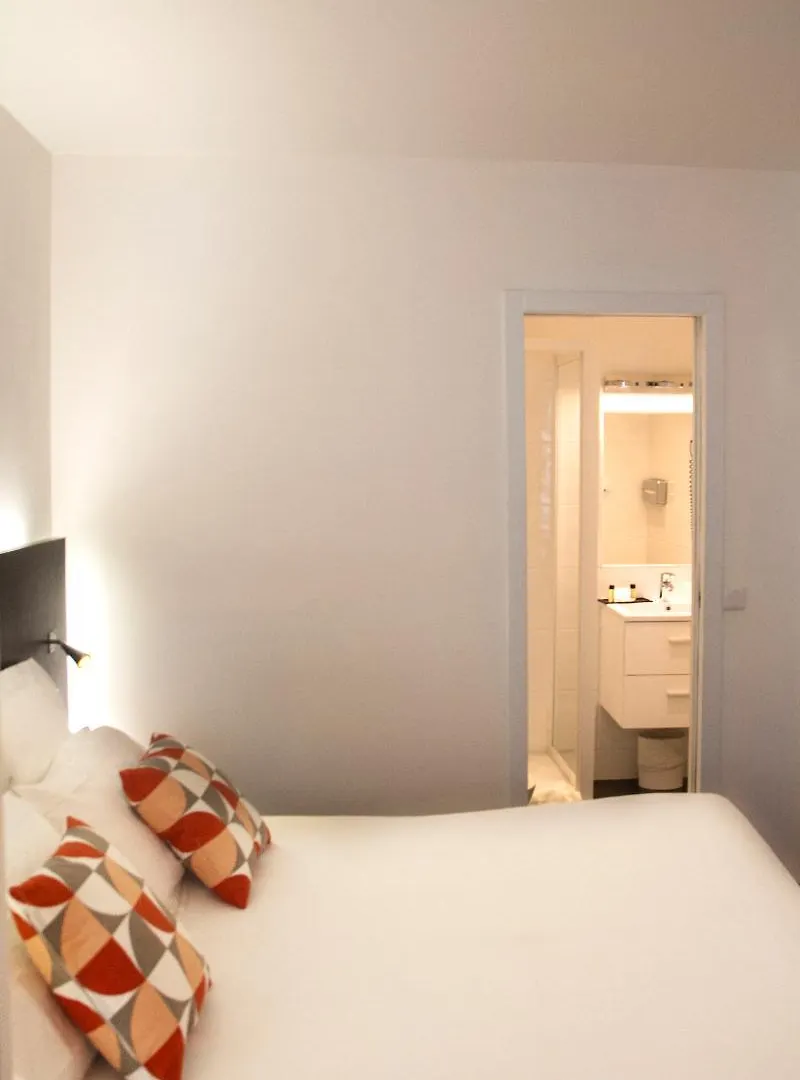 55 Hotel Montparnasse Paris