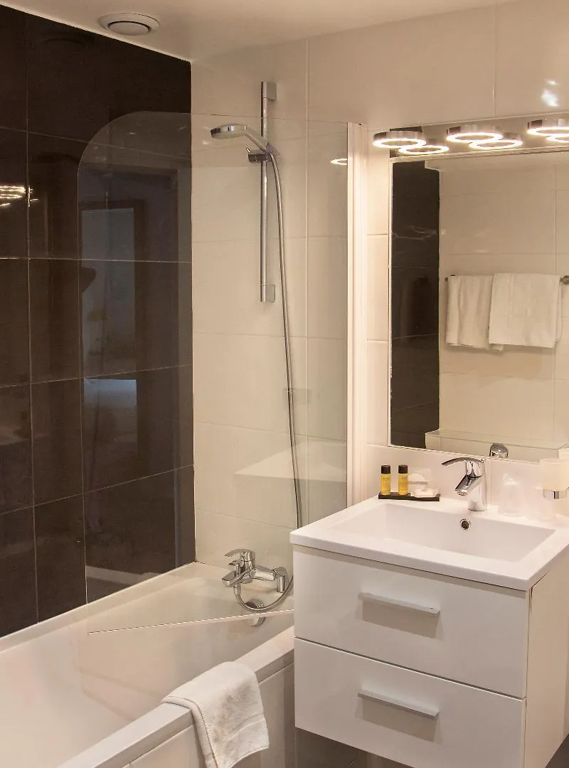 55 Hotel Montparnasse Paris