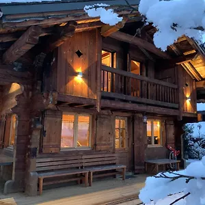 Alpen Lounge Servoz