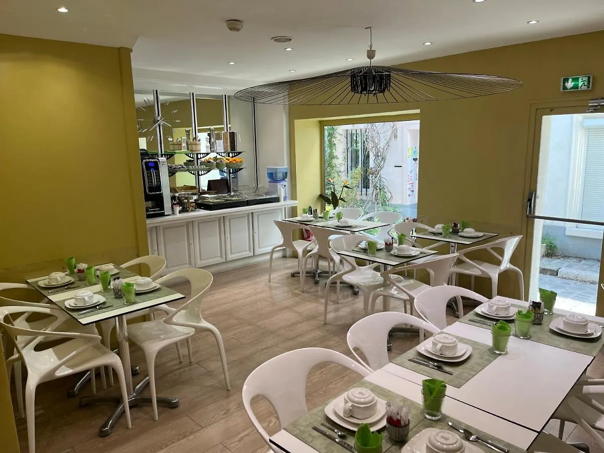 55 Hotel Montparnasse Paris