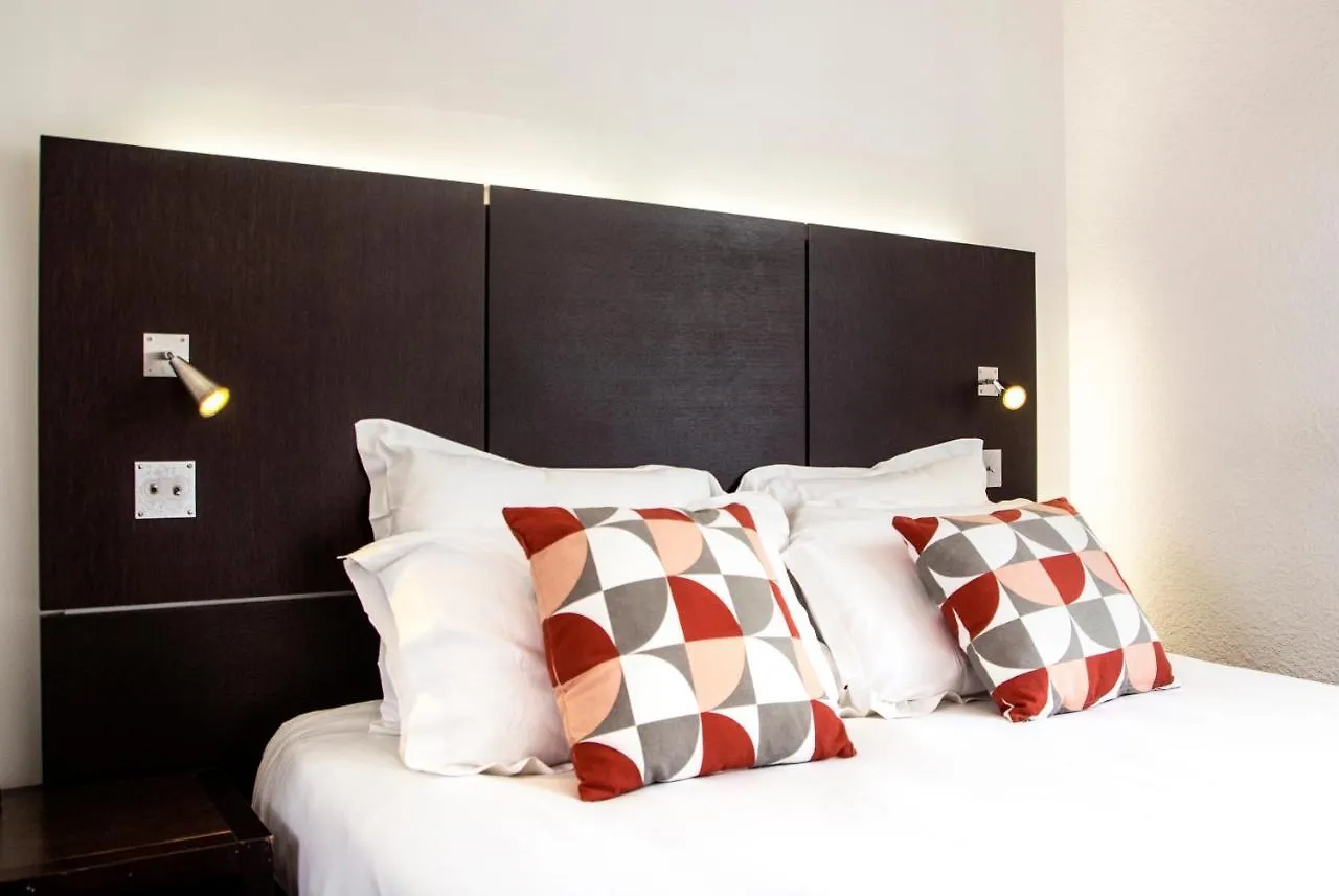 ***  55 Hotel Montparnasse Paris France